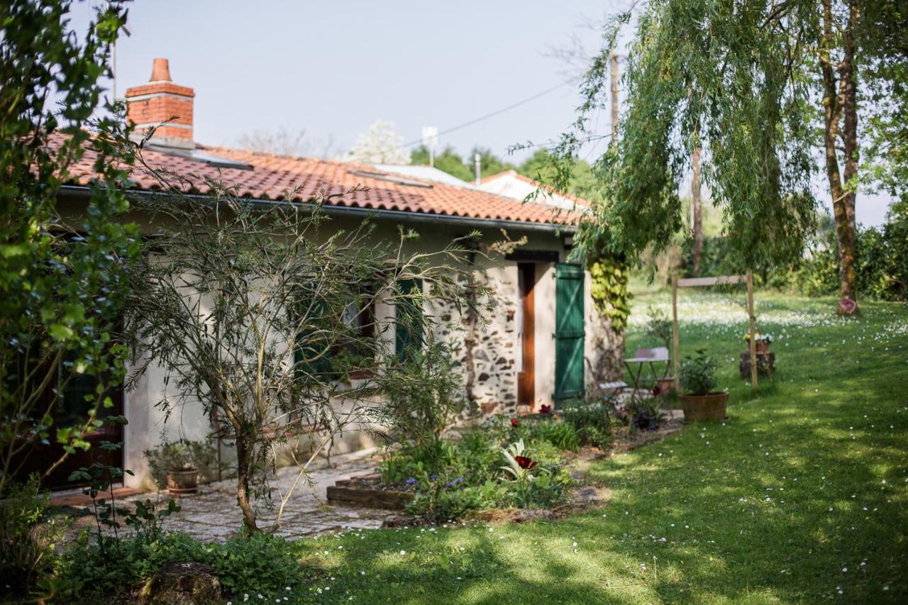 Bed and Breakfast L'instant jardin à Saint-Mars-de-Coutais Extérieur photo